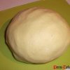 ... the shiny dough is ready ...